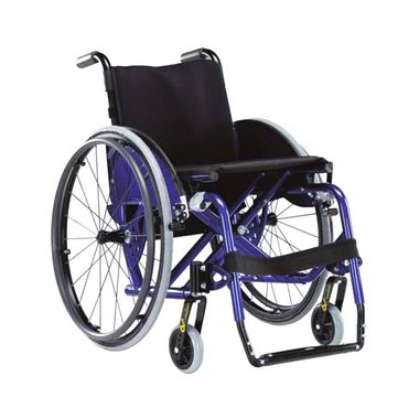 Cadeira-de-Rodas-em-Aluminio--Liga-Leve--Activa-Compact