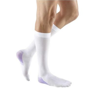 Meias-de-Compressao-ate-ao-Joelho-AD-Mediven-Thrombexin-18